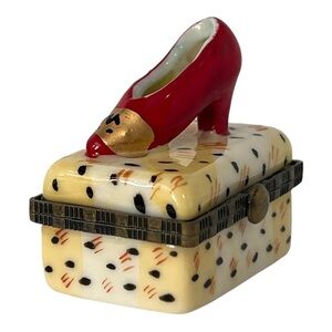 Trinket Box Red Pump High Heel Shoe on Top of Box